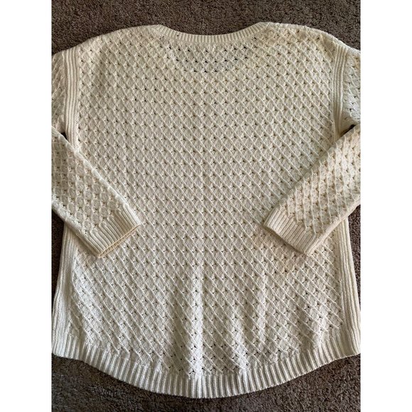 Old Navy women’s medium long sleeve sweater - Picture 5 of 5